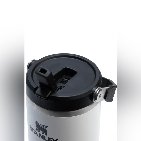 New - Stanley IceFlow Flip Straw Tumbler 30 oz.  Chalk - not avail online - Picture 4 of 4